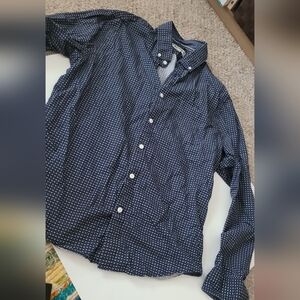 Express Womens Soft Wash Medium Blue Button Down Shirt White Flowers Classic